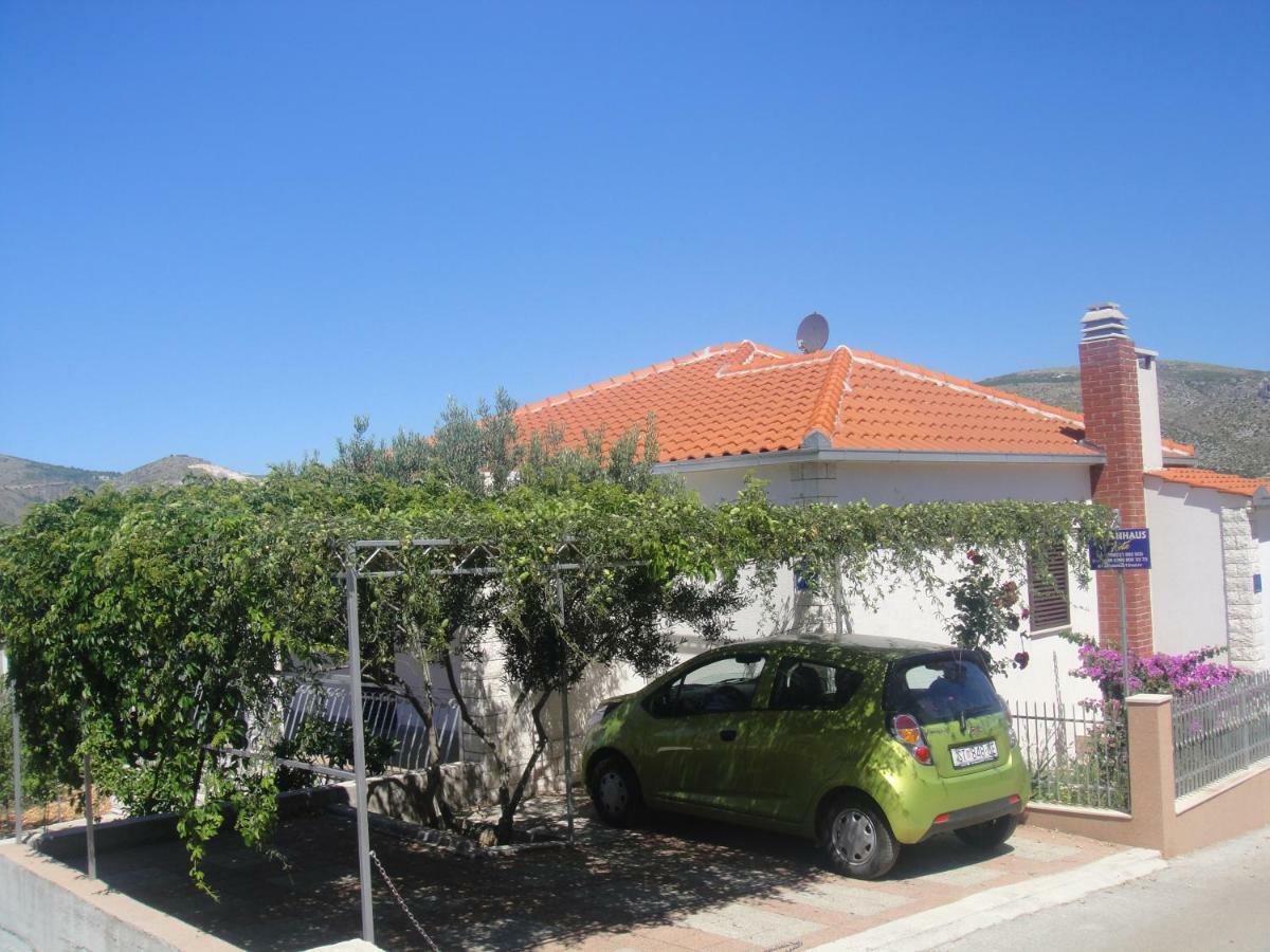 Ferienhaus Maria Villa โตรกีร์ ภายนอก รูปภาพ