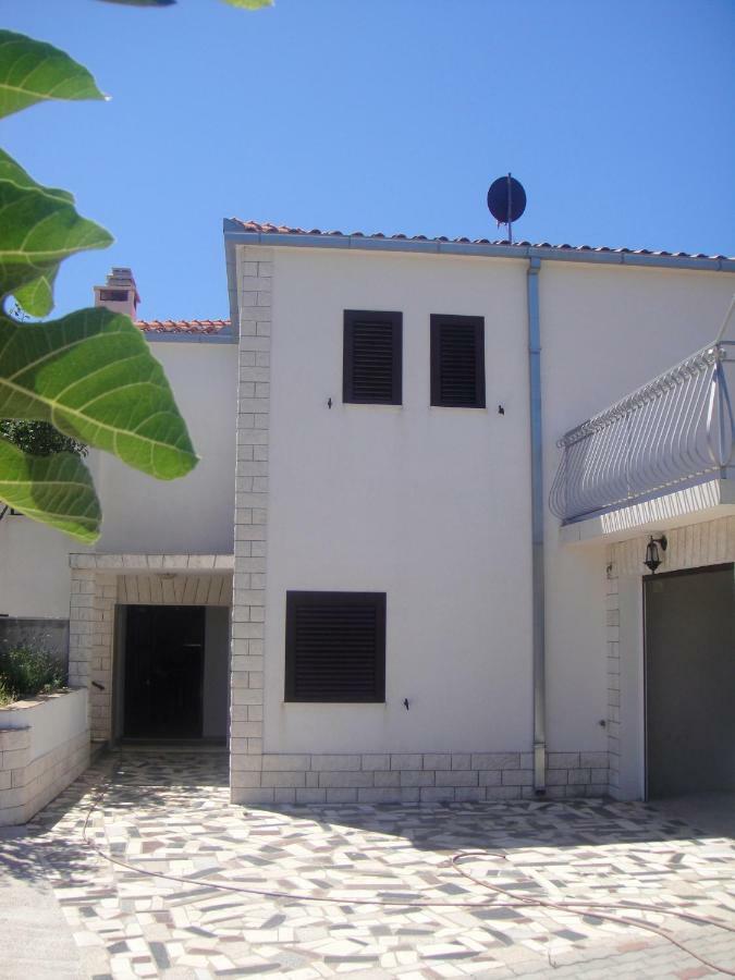 Ferienhaus Maria Villa โตรกีร์ ภายนอก รูปภาพ